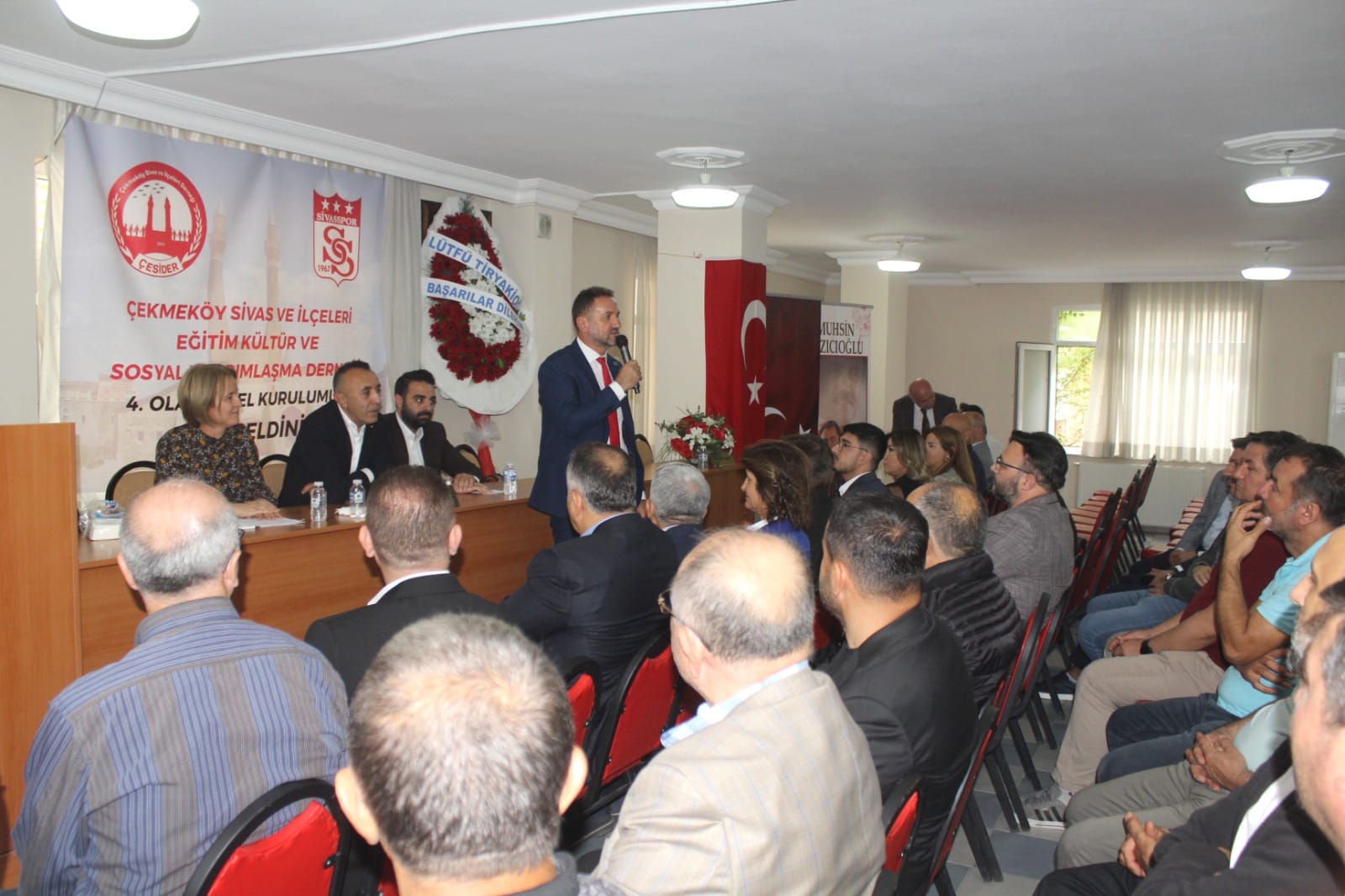 SONER ÇİÇEKLİ YENİDEN BAŞKAN OLDU