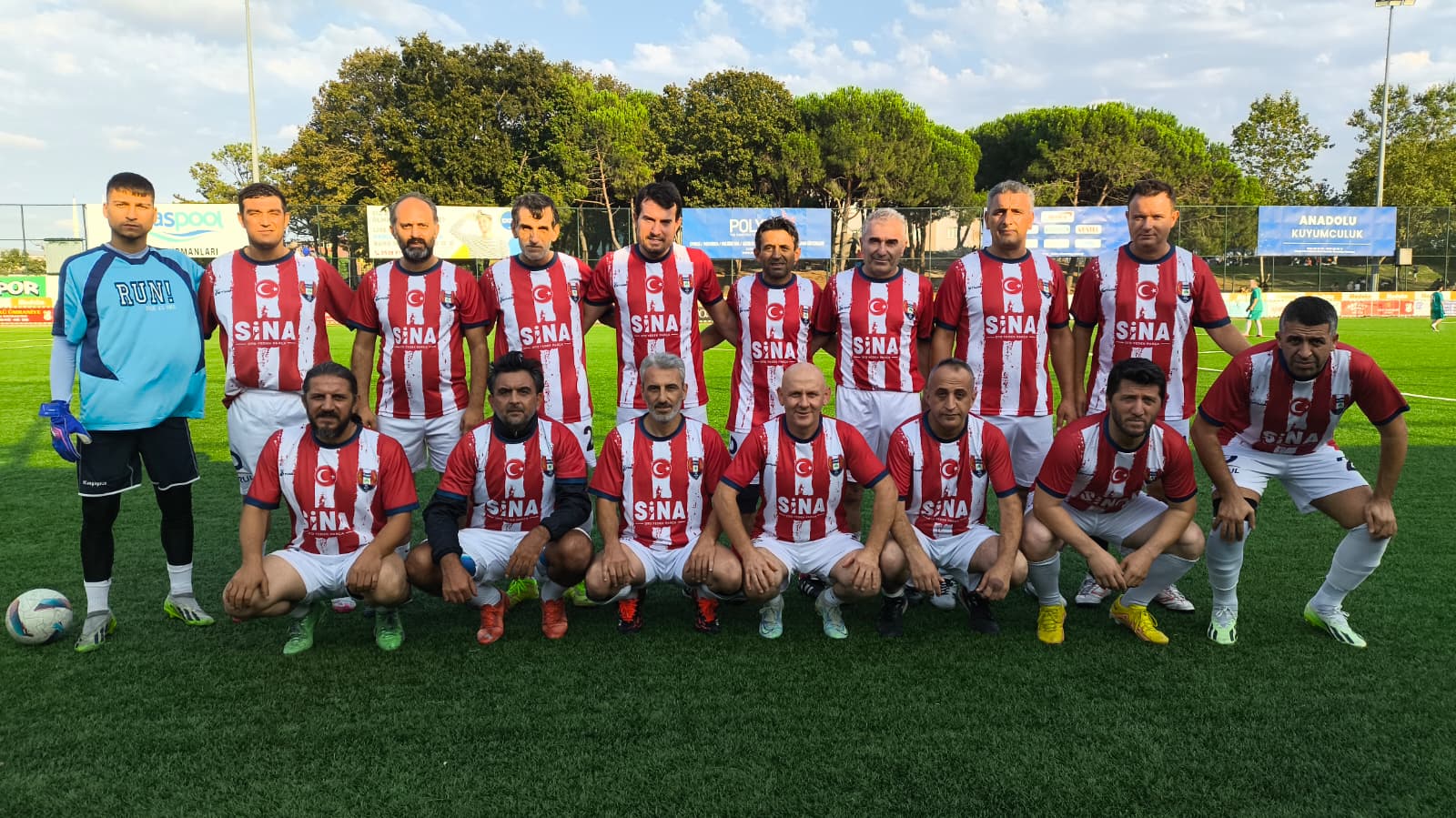 DOĞAÇEV MASTERLAR SAHAYA İNDİ: FUTBOLDA DA VARIZ!